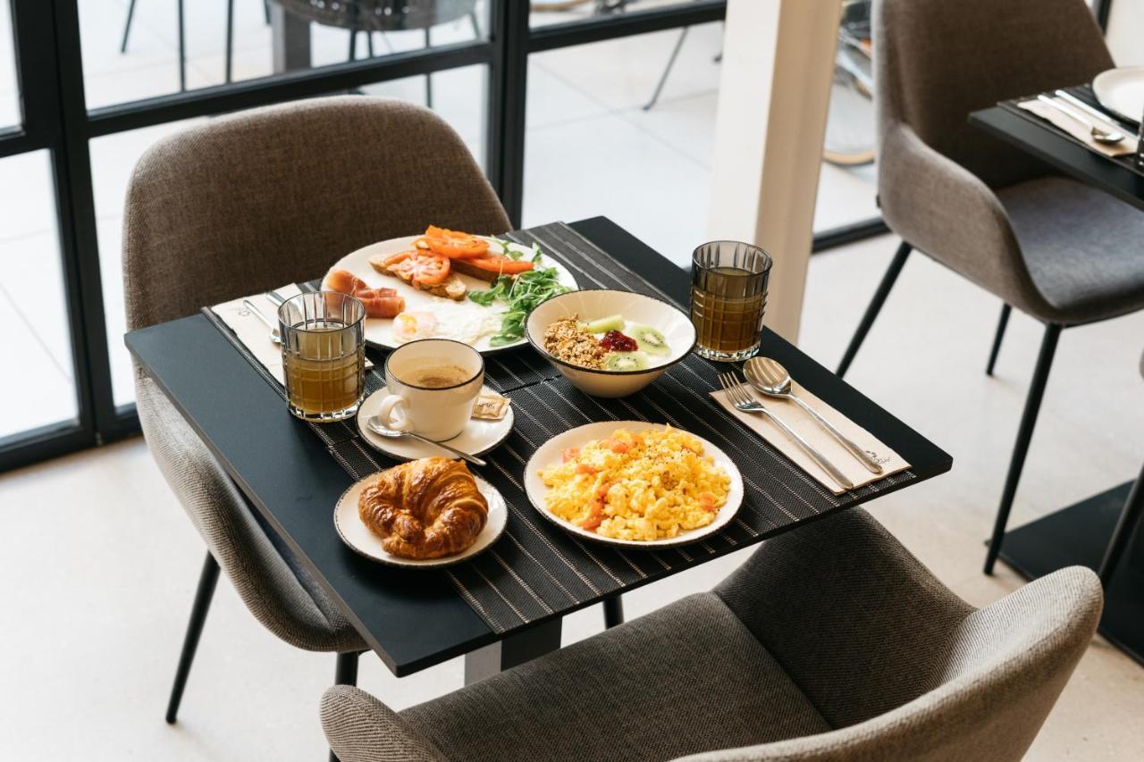 Boutique Hotel Petit Montision Palma de Mallorca Bagian luar foto